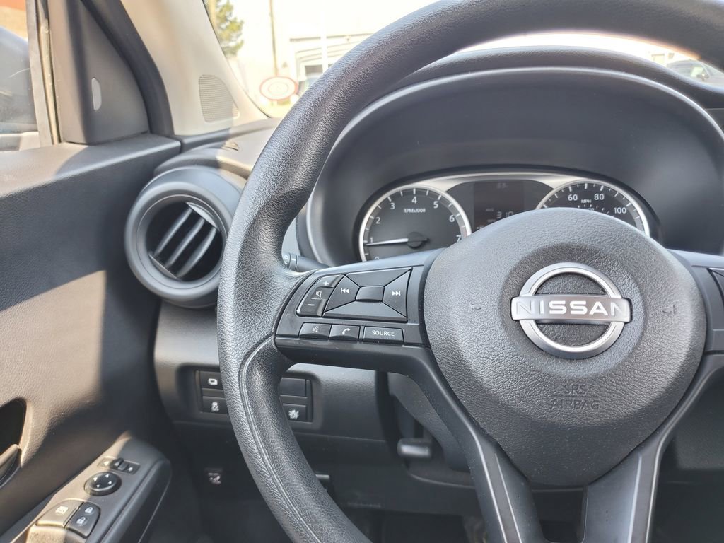 Used 2023 Nissan Kicks S w/ Interior Electronics Package FWD image 18