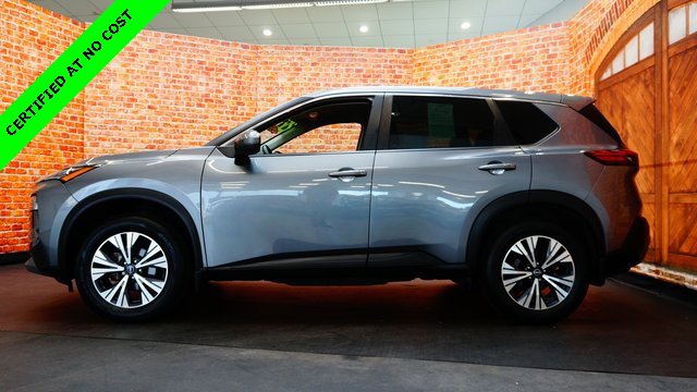 Used 2022 Nissan Rogue SV image 4