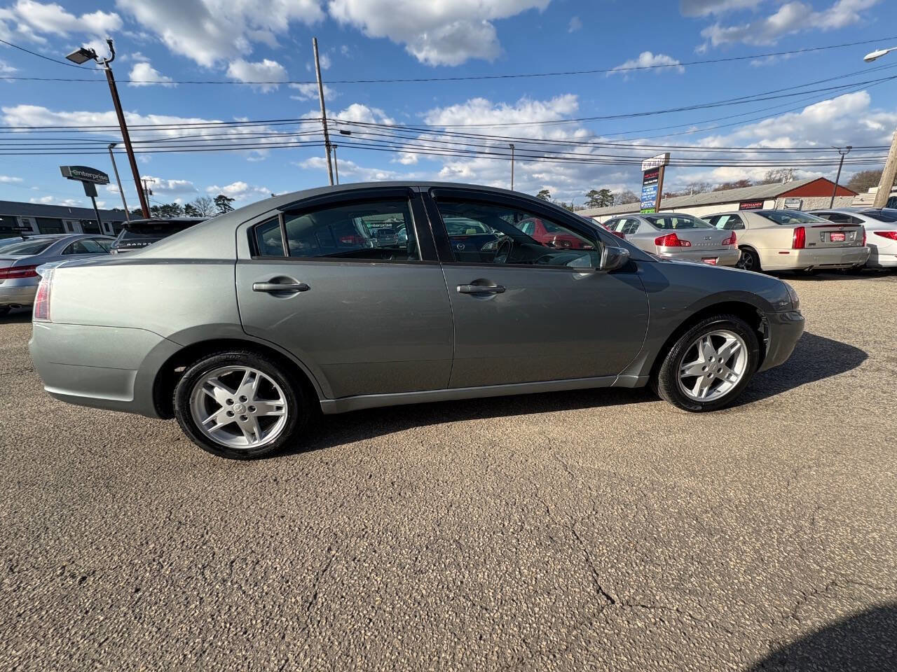Used 2007 Mitsubishi Galant ES image 9