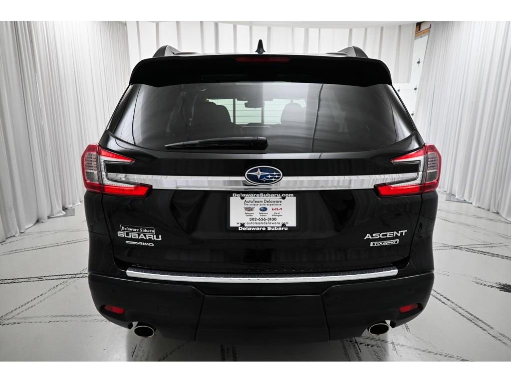Used 2023 Subaru Ascent Touring AWD/4WD image 6
