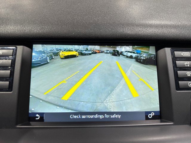 Used 2017 Land Rover Discovery Sport SE image 81