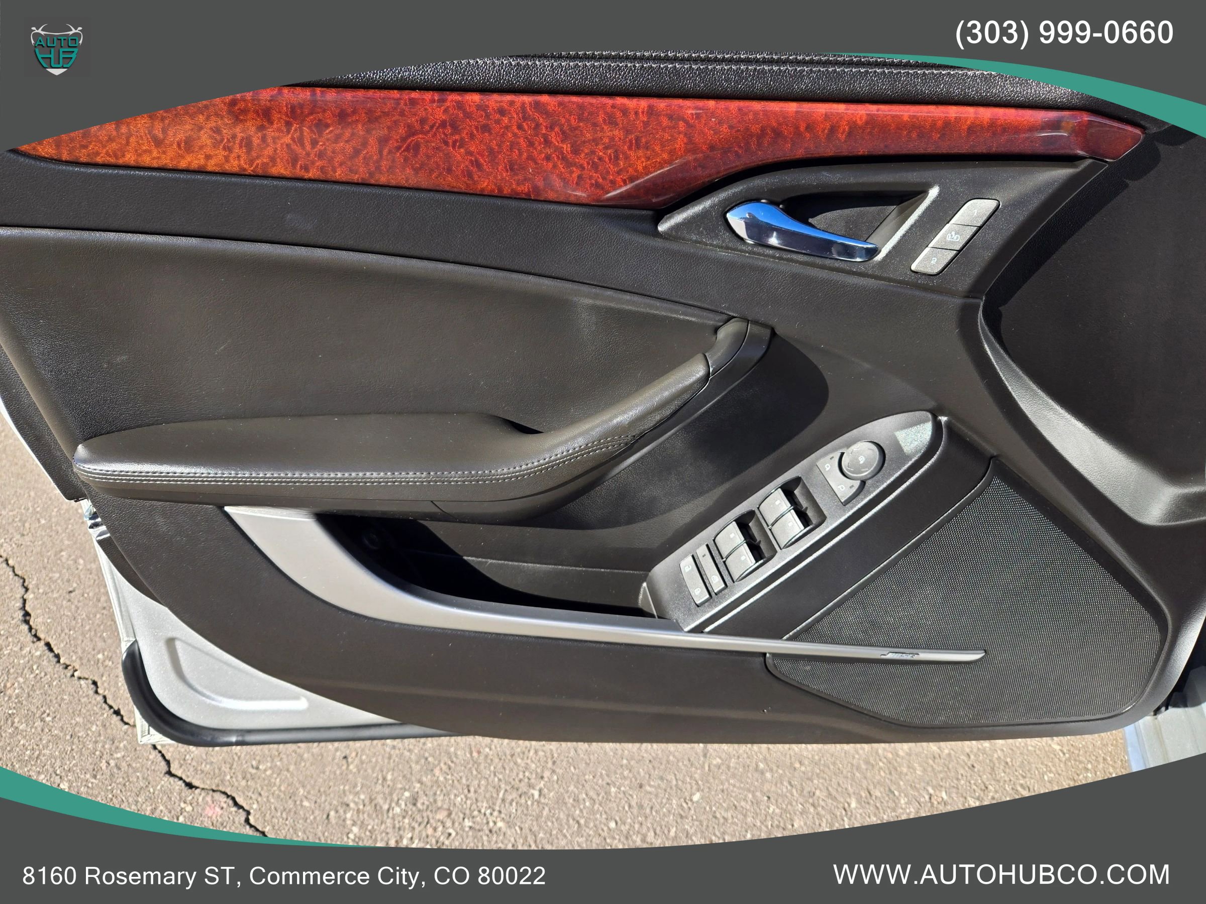 Used 2010 Cadillac CTS Luxury image 22