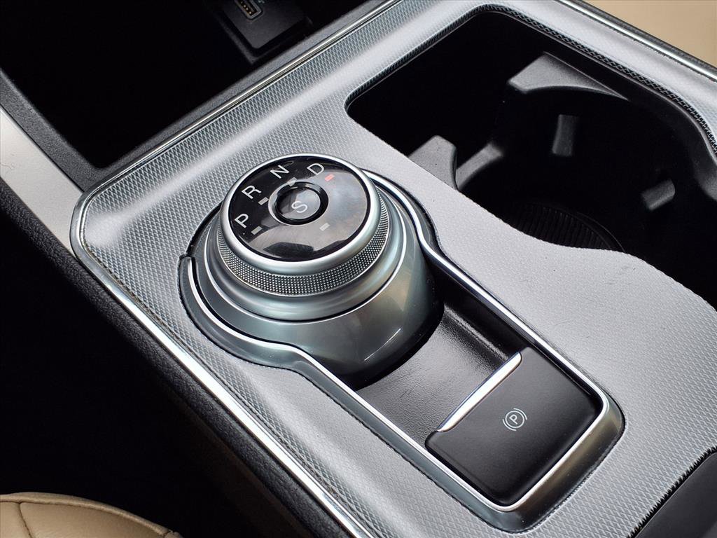 Used 2021 Ford Edge SEL image 14