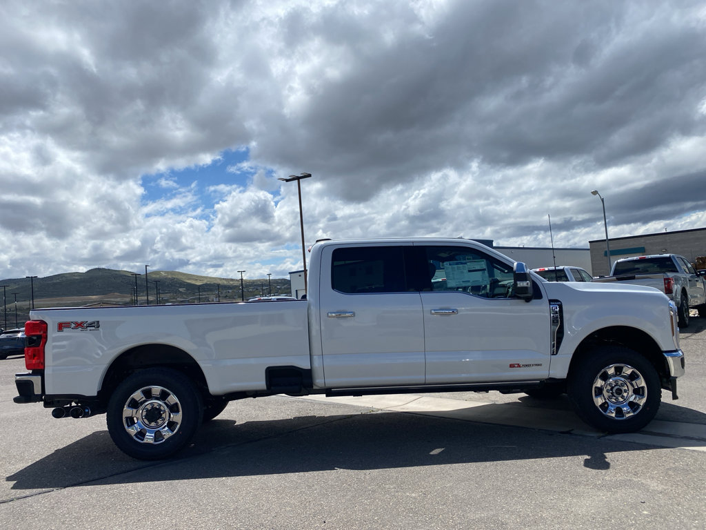 New 2025 Ford F350 King Ranch w/ Chrome Package image 17