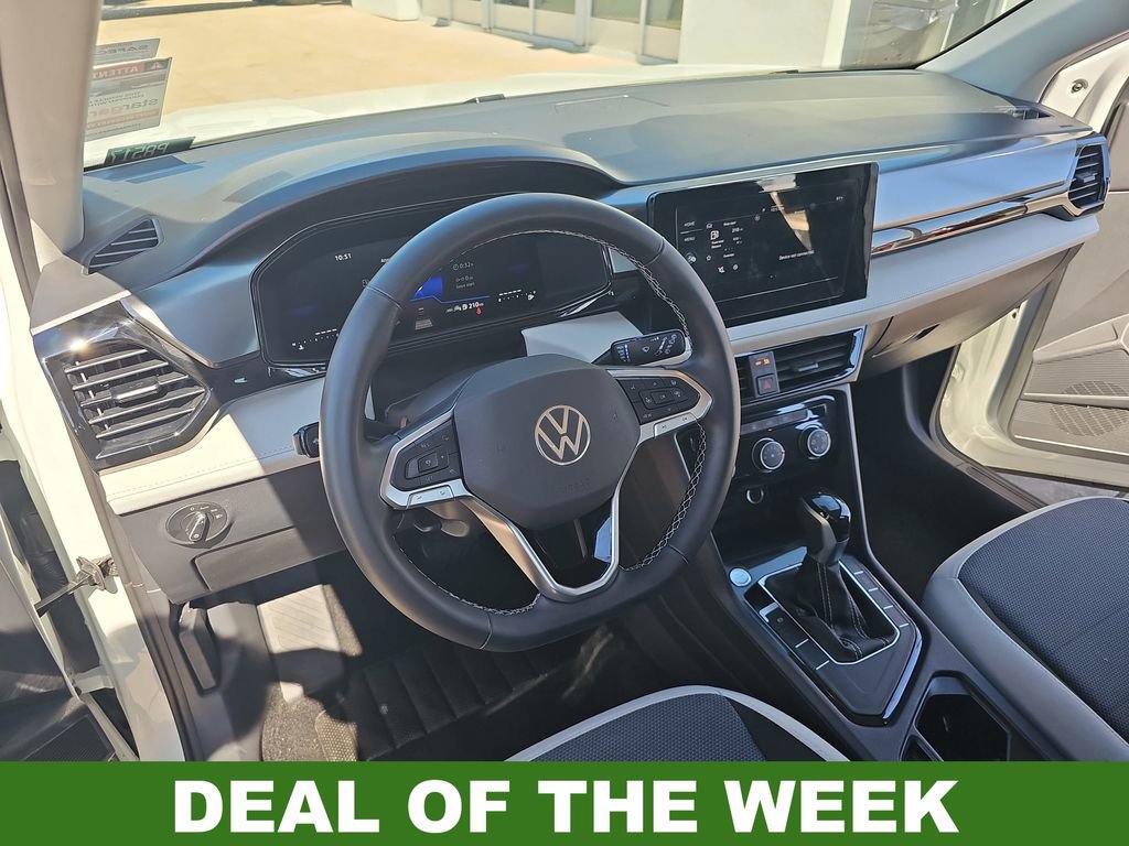 Used 2025 Volkswagen Taos S image 15