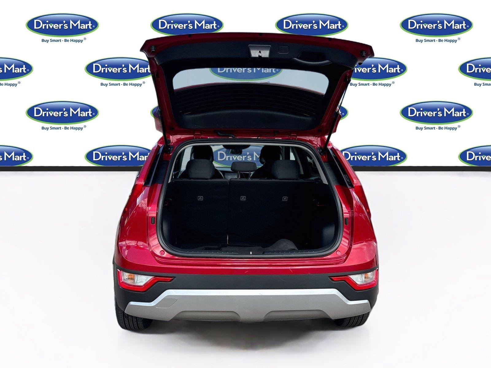 Used 2025 Kia Niro LX FWD image 23
