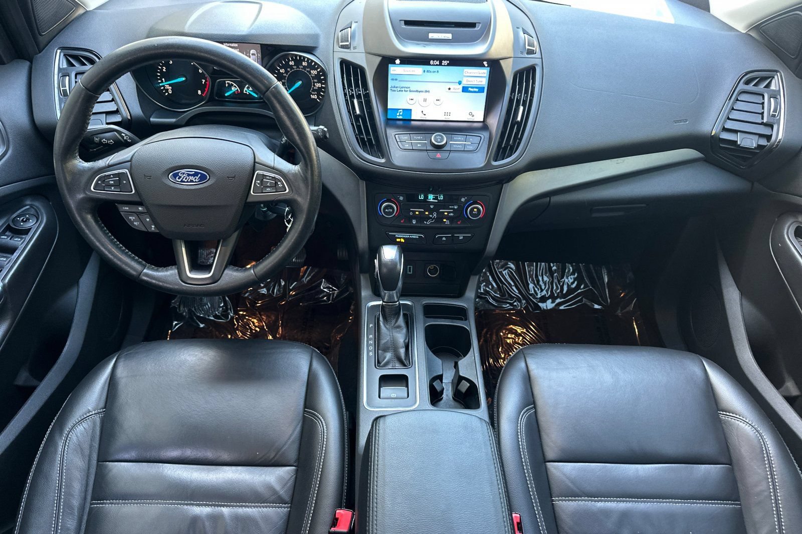 Used 2018 Ford Escape SEL w/ Ford Safe & Smart Package AWD/4WD image 13