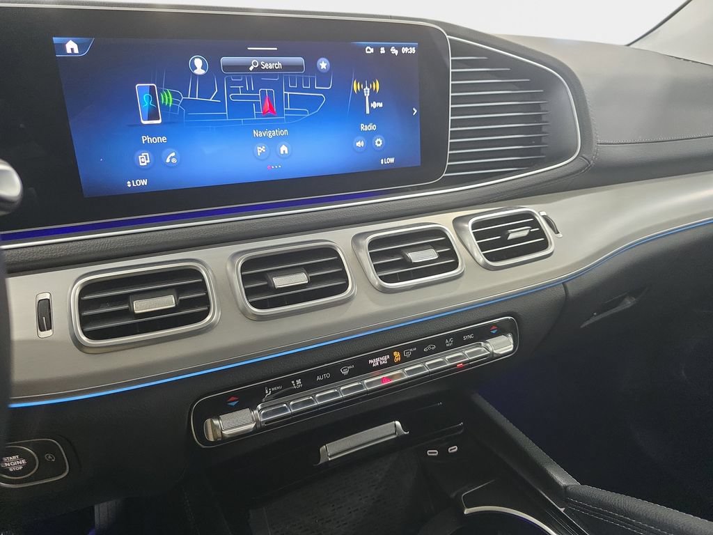 Used 2024 Mercedes-Benz GLS 450 4MATIC image 18
