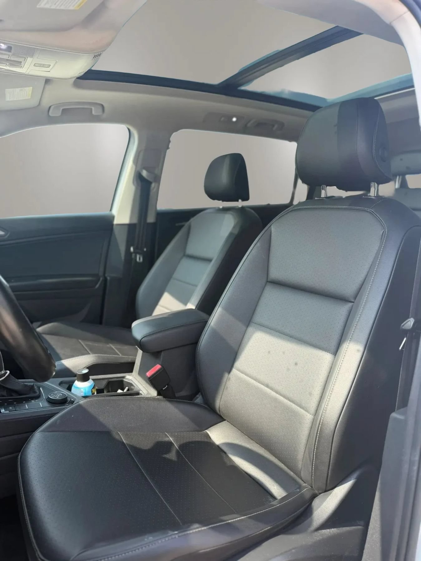 Used 2019 Volkswagen Tiguan SE w/ Panoramic Sunroof Package AWD/4WD image 11
