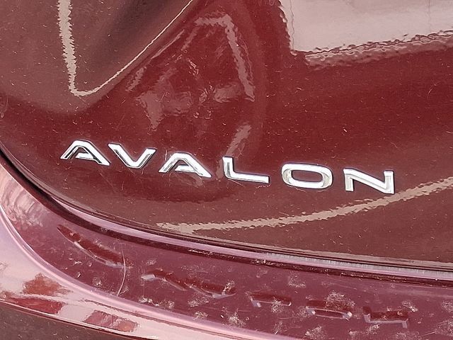 Used 2015 Toyota Avalon XLE Touring image 28