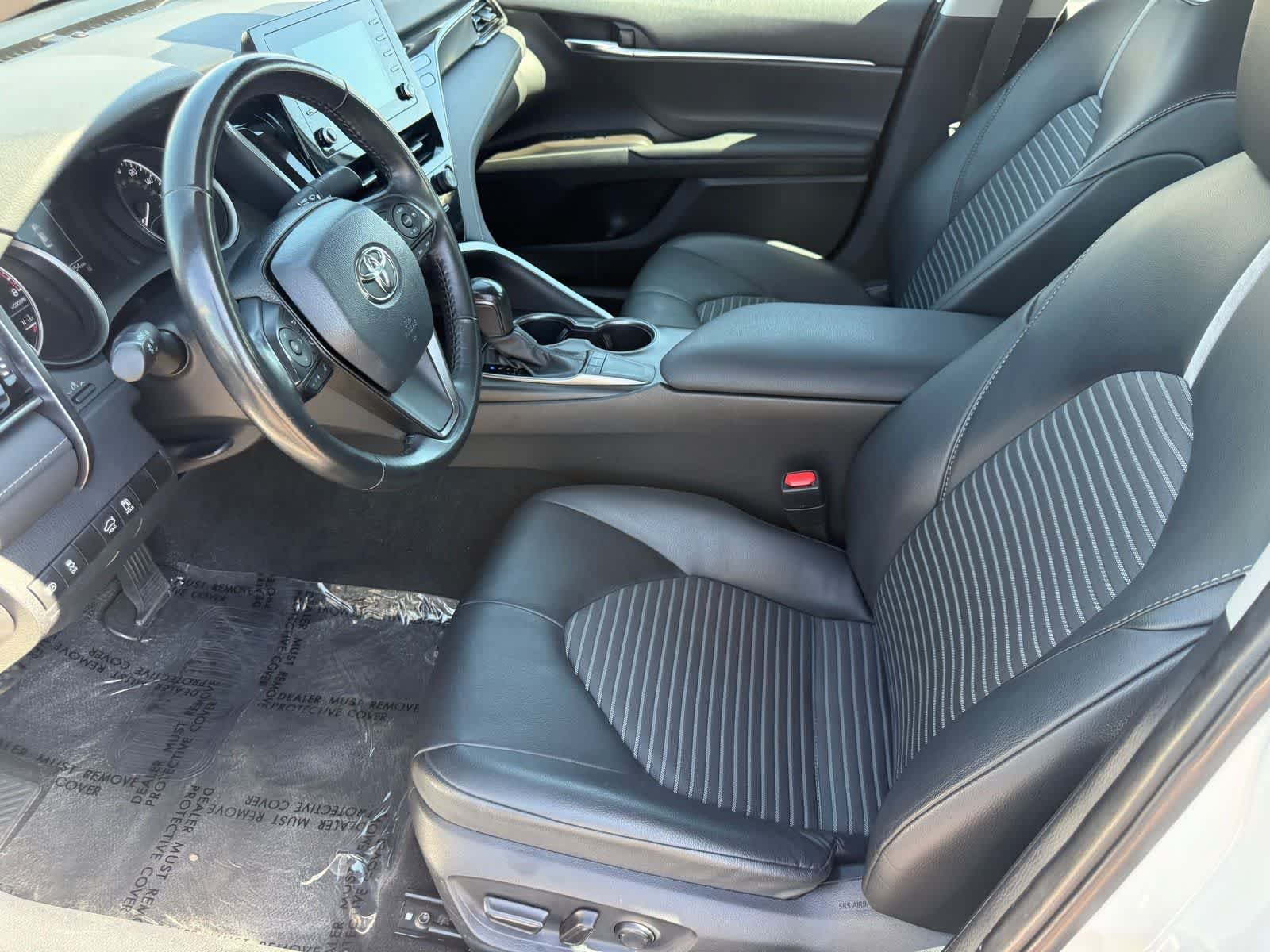 Used 2024 Toyota Camry SE FWD image 12