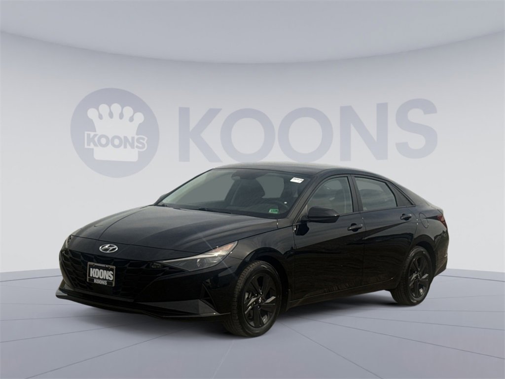 Used 2022 Hyundai Elantra SEL w/ Convenience Package