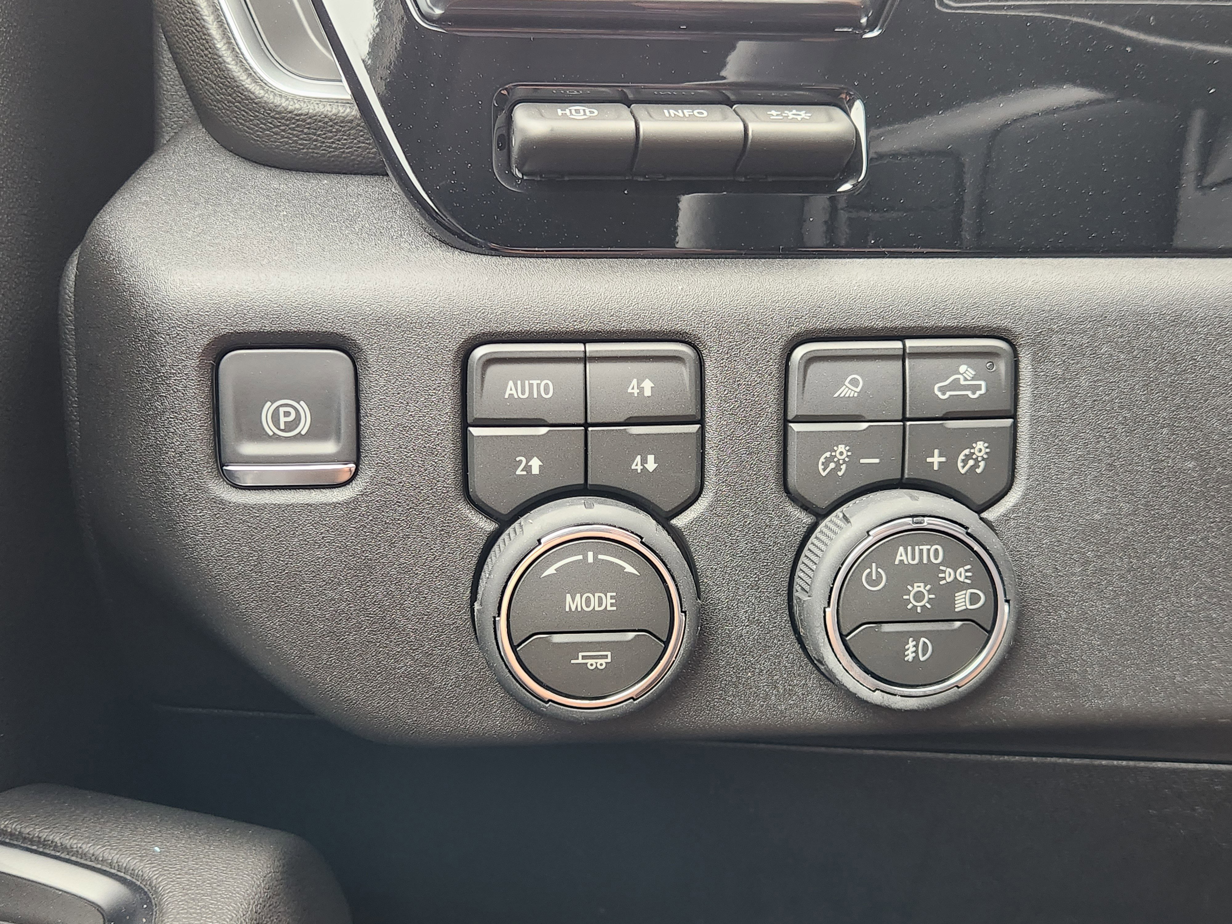 New 2026 Chevrolet Silverado 2500 LTZ w/ Trail Boss Package image 23