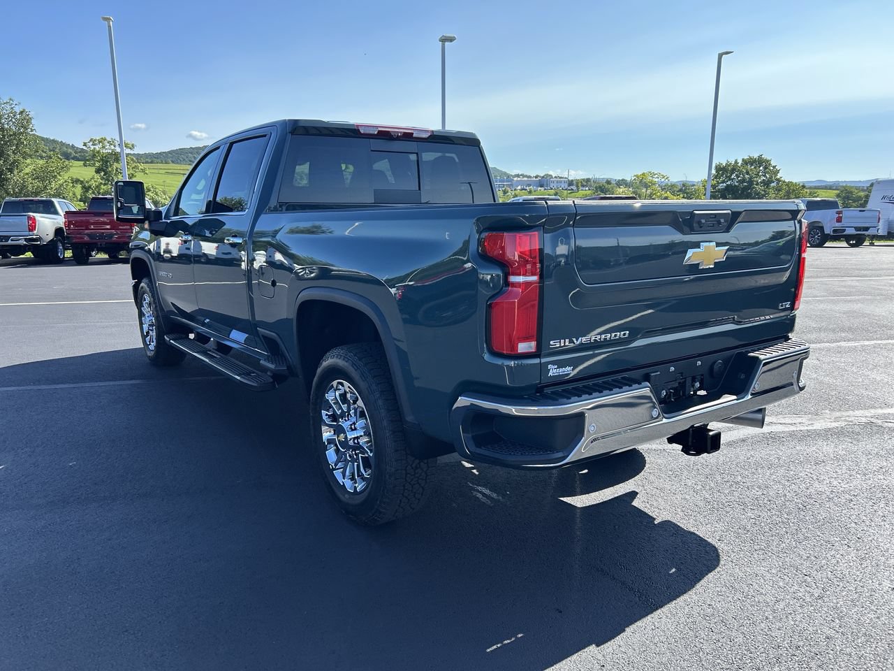 New 2026 Chevrolet Silverado 3500 LTZ w/ LTZ Premium Package AWD/4WD image 5