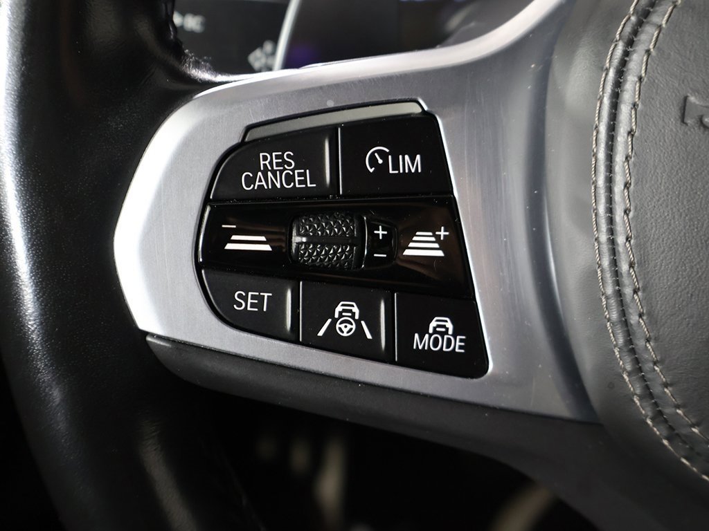 Used 2022 BMW X7 M50i image 45