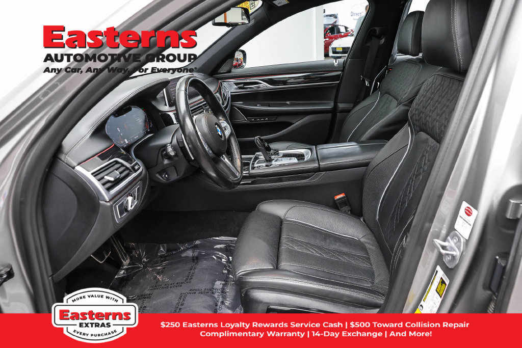 Used 2020 BMW 750i xDrive w/ Executive Package AWD/4WD image 15