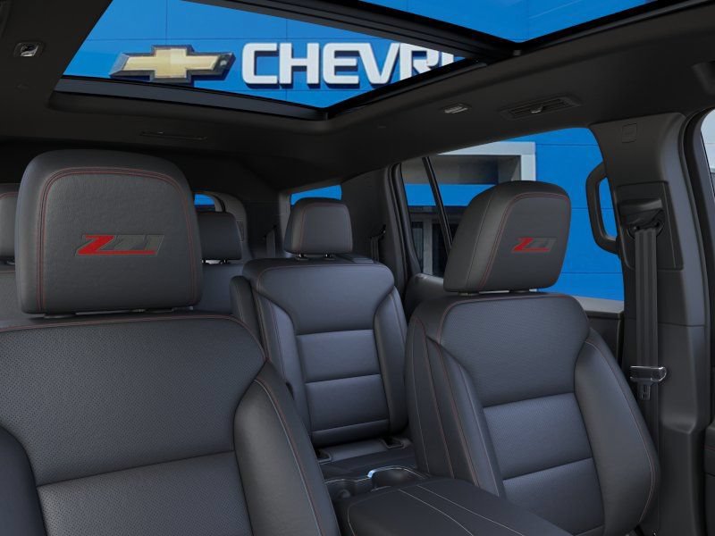 New 2026 Chevrolet Traverse Z71 w/ Enhanced Driving Package AWD/4WD image 24
