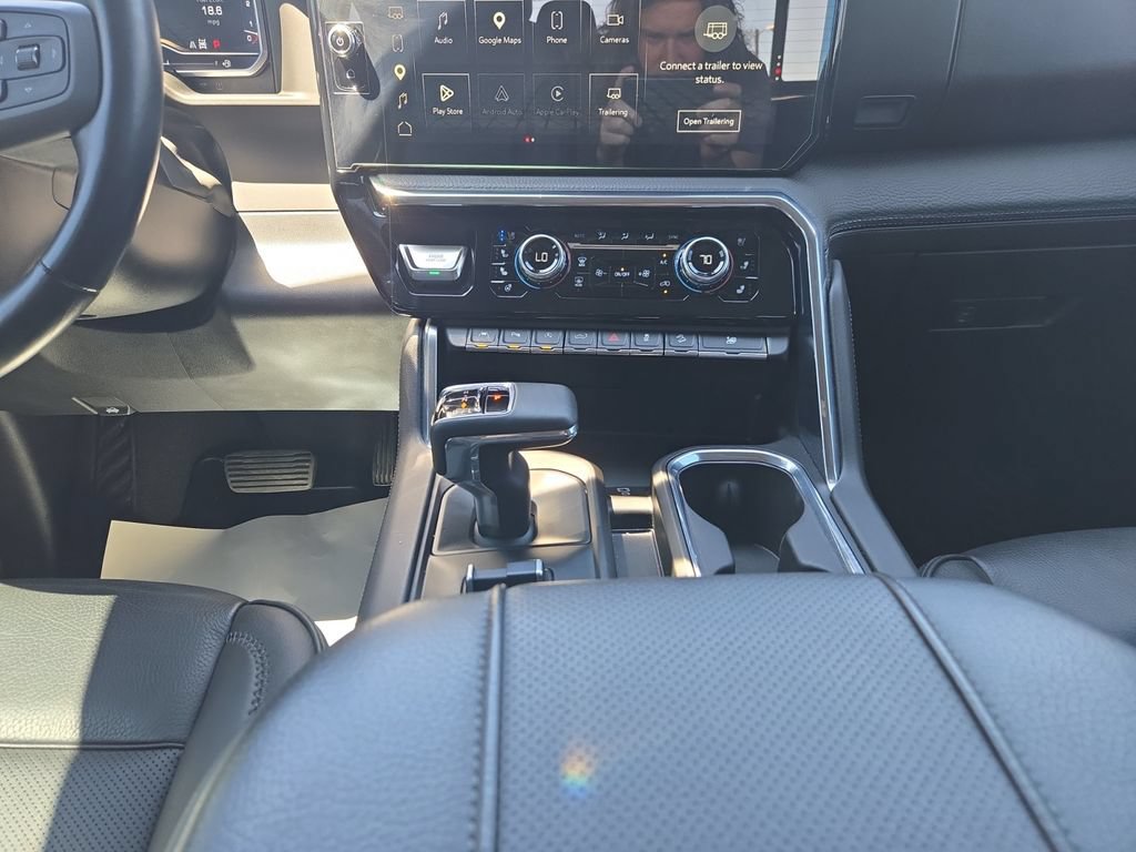 Used 2024 GMC Sierra 1500 Denali AWD/4WD image 13