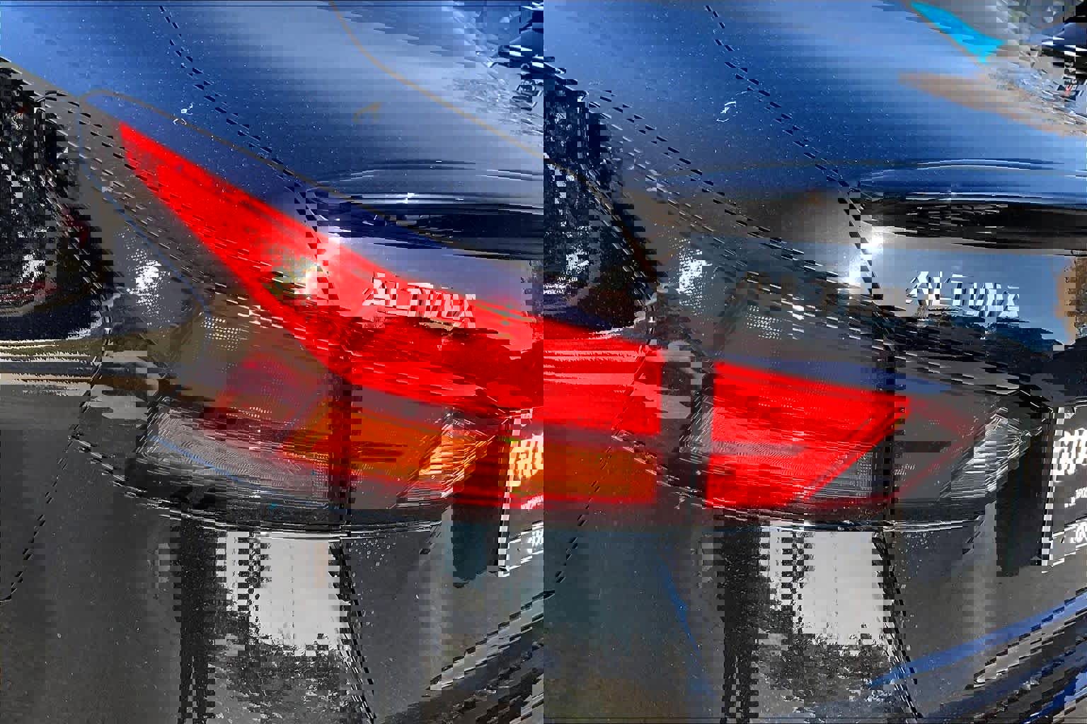 New 2025 Nissan Altima 2.5 SV w/ SV Special Edition Package image 14