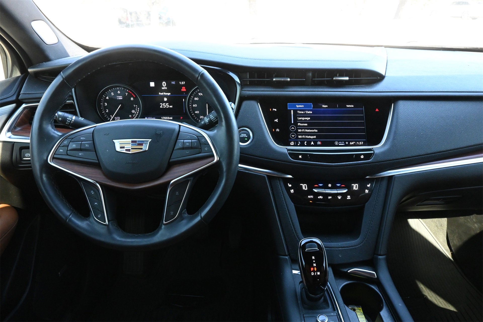 Used 2024 Cadillac XT5 Premium Luxury w/ Technology Package image 9