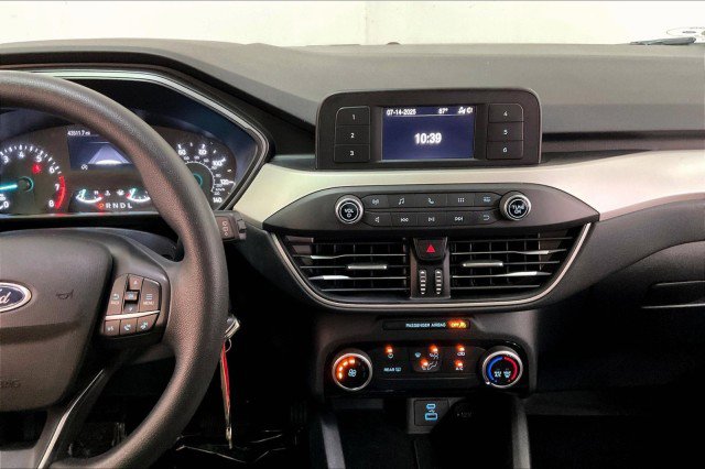 Used 2022 Ford Escape S image 6