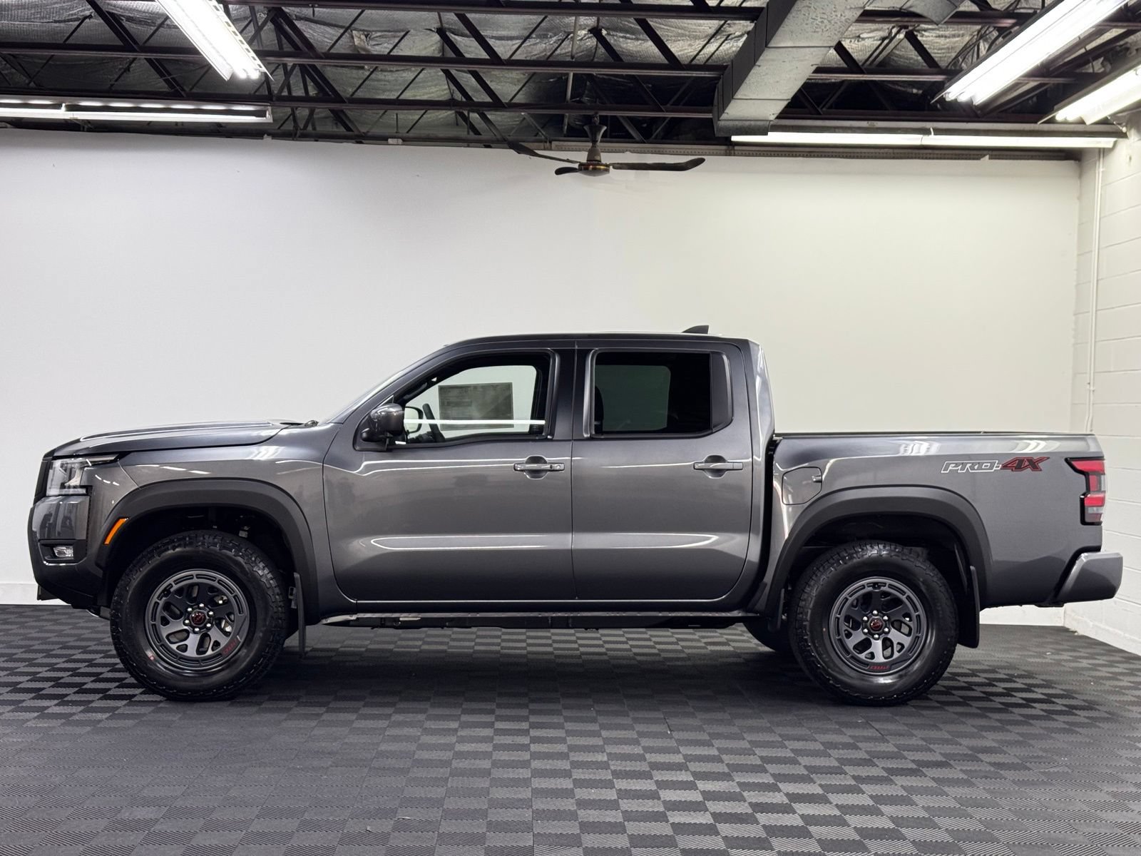 New 2026 Nissan Frontier PRO-4X w/ Pro-4x Convenience Package AWD/4WD image 3