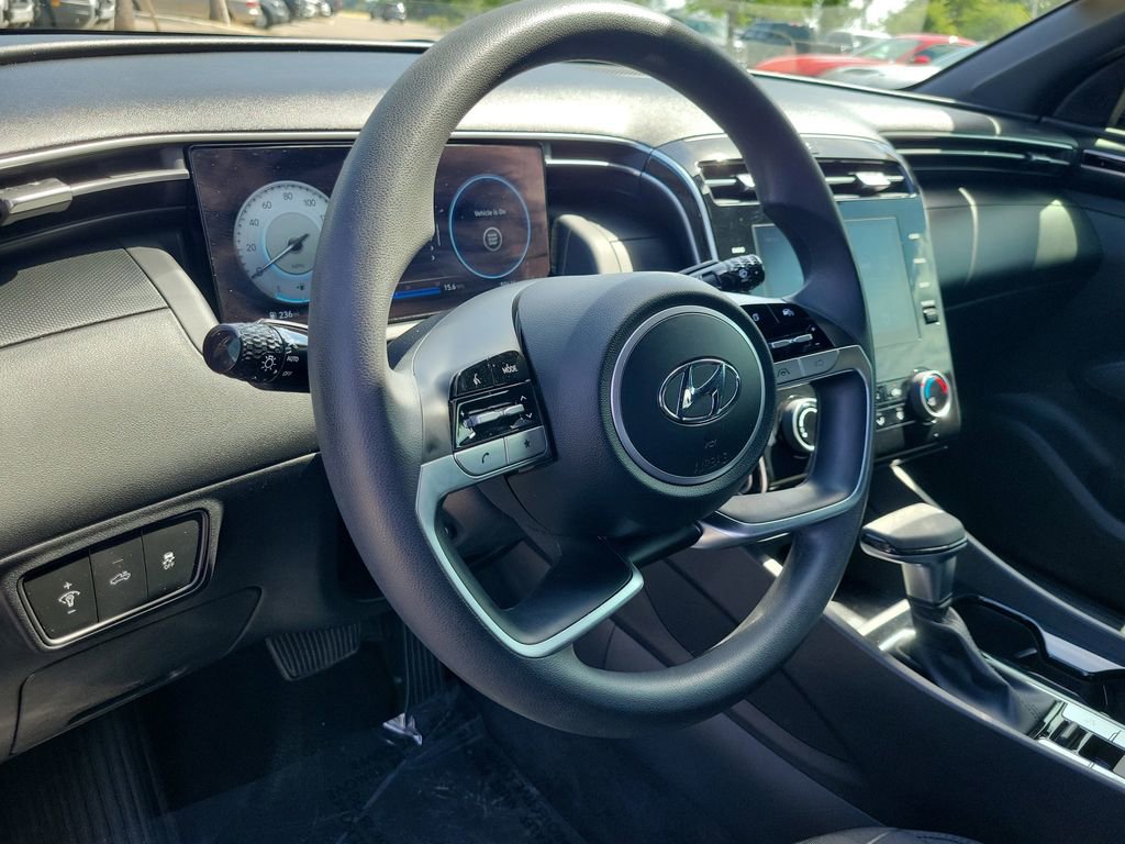 Used 2022 Hyundai Santa Cruz SEL w/ Activity Package FWD image 16