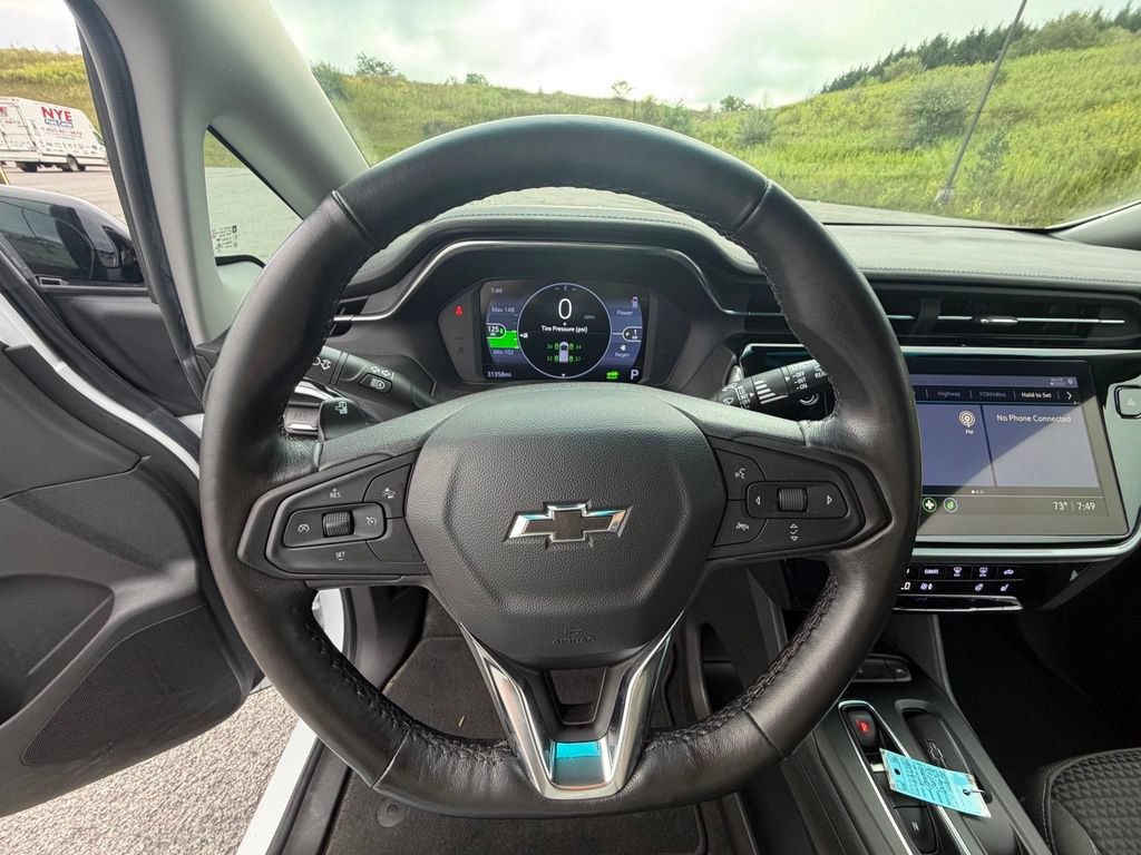 Used 2022 Chevrolet Bolt LT FWD image 26