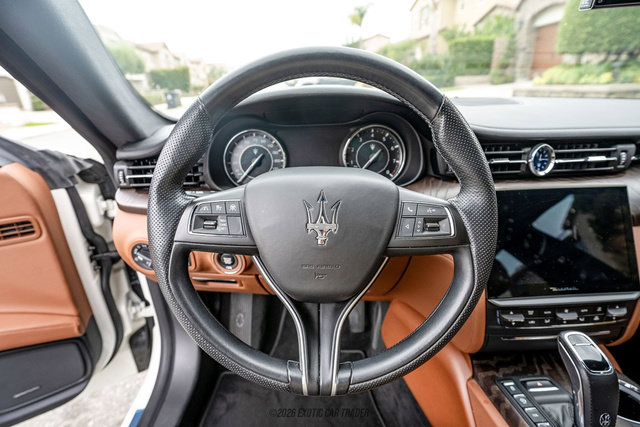 Used 2023 Maserati Quattroporte GT RWD image 21
