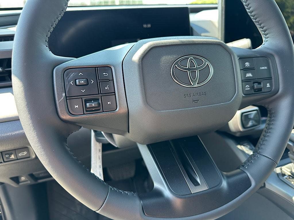 New 2026 Toyota RAV4 XSE AWD/4WD image 14