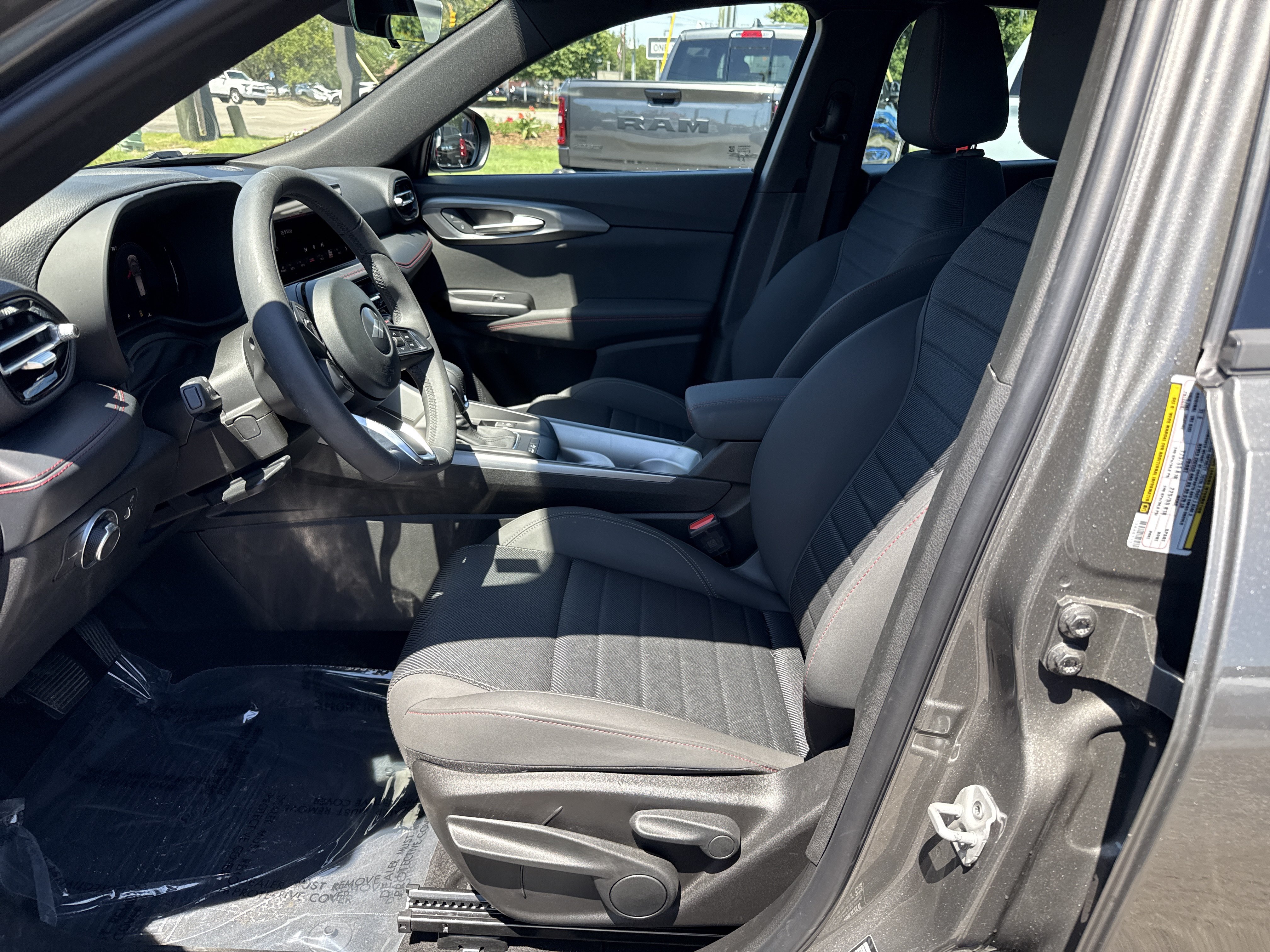 Used 2025 Dodge Hornet GT w/ GT Blacktop Package AWD/4WD image 15