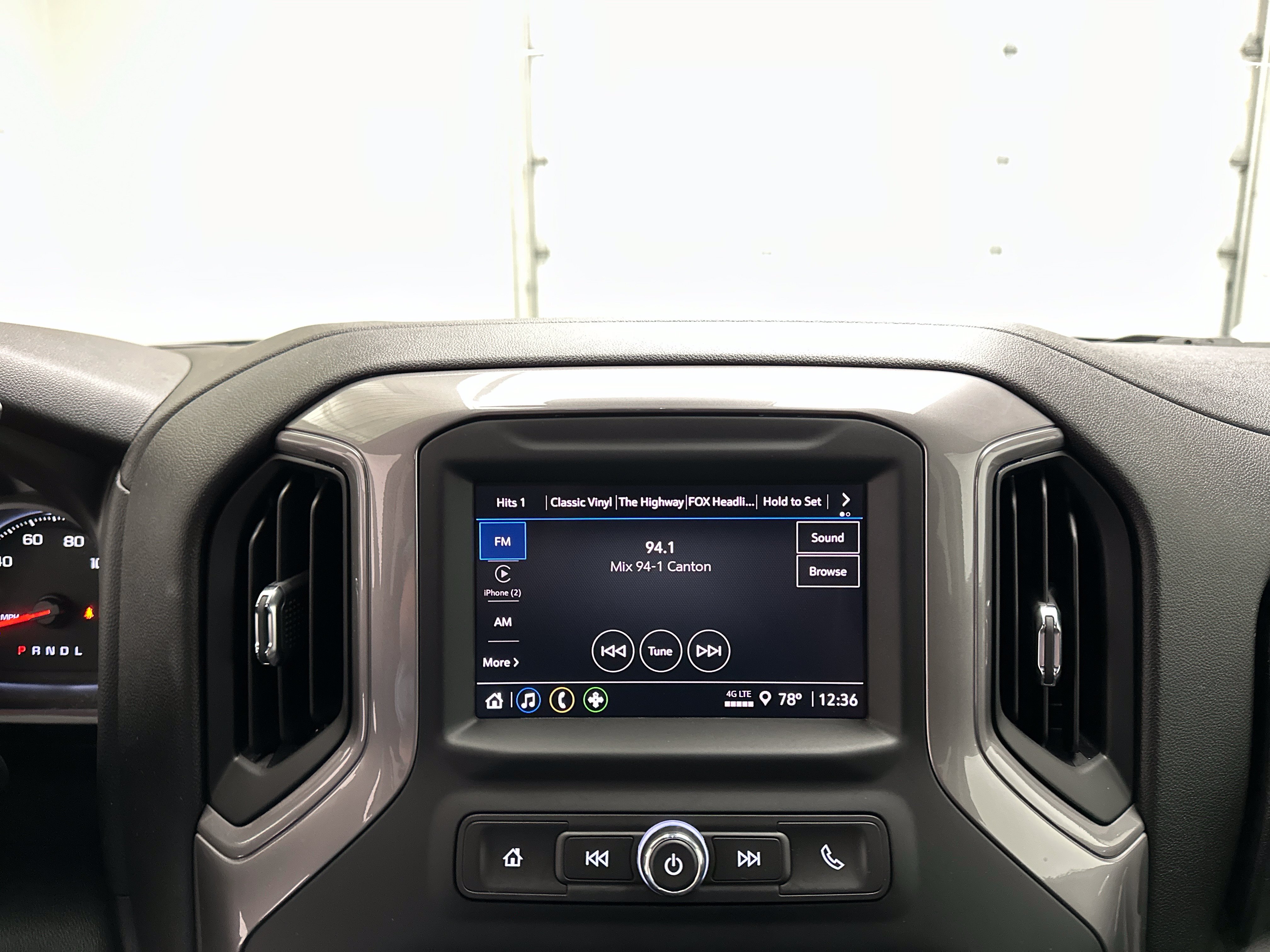 Used 2022 Chevrolet Silverado 1500 Custom w/ LPO, Dark Essentials Package AWD/4WD image 30