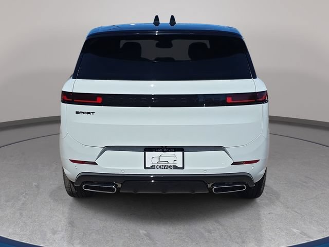 New 2026 Land Rover Range Rover Sport Dynamic SE AWD/4WD image 6