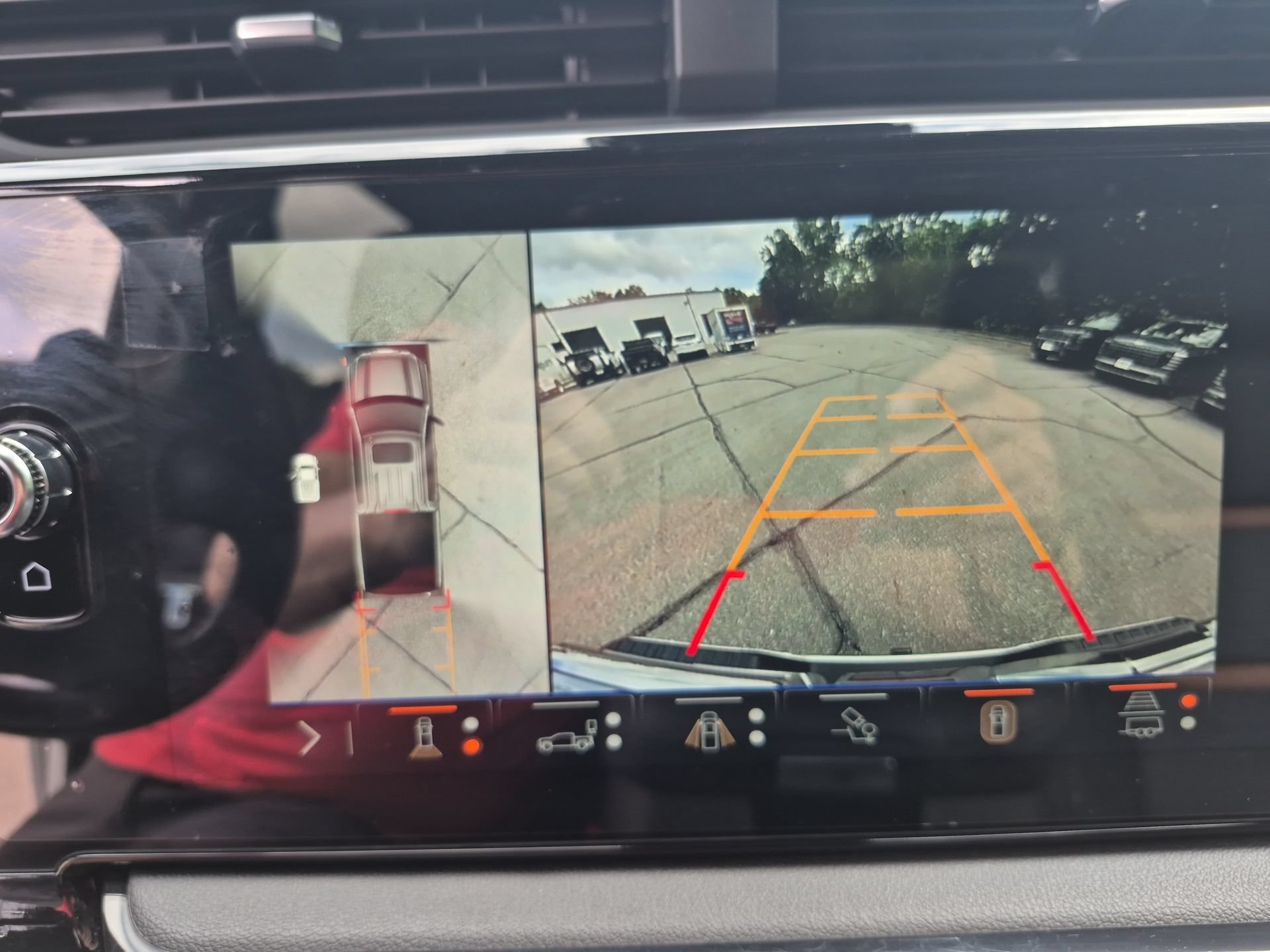 Certified 2025 GMC Sierra 1500 AT4 AWD/4WD image 16
