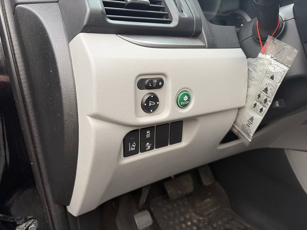 Used 2016 Honda Pilot EX image 16