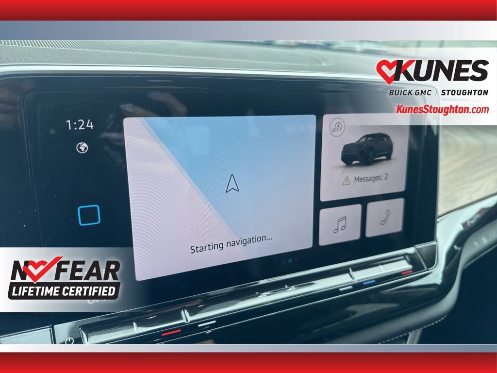 Used 2025 Volkswagen Atlas SE image 29