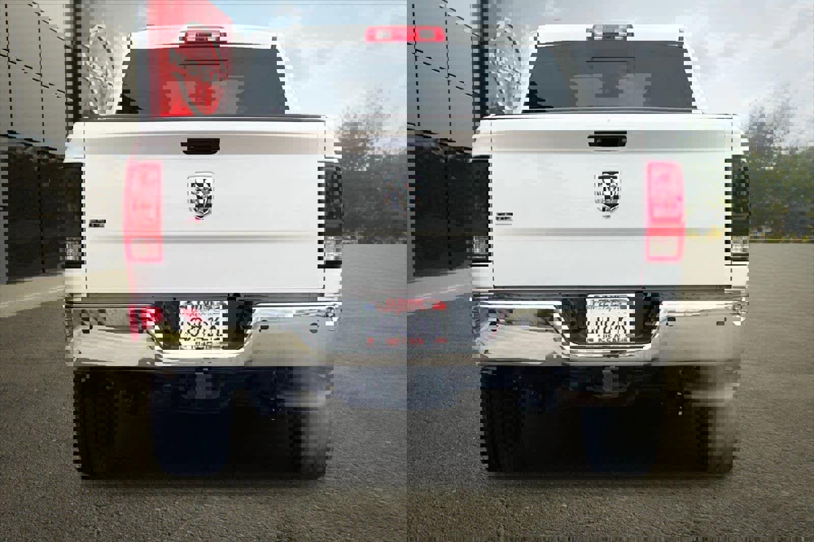 Used 2013 RAM 1500 Classic SLT w/ Remote Start & Security Group image 8