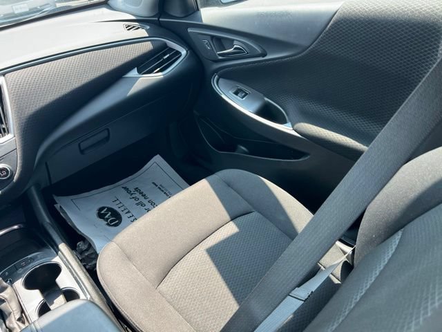 Used 2024 Chevrolet Malibu LT FWD image 15