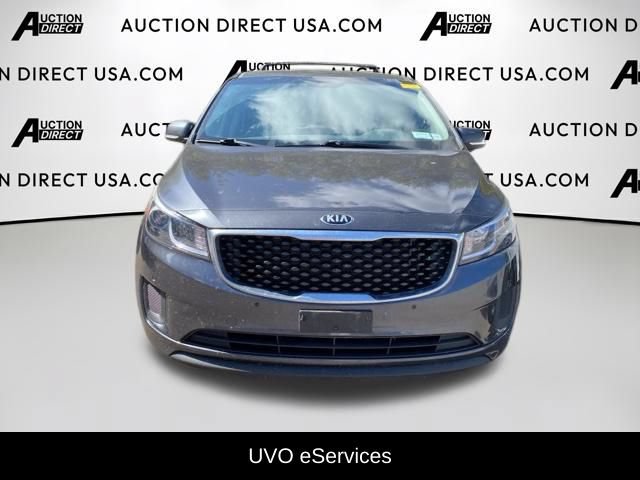 Used 2017 Kia Sedona LX w/ LX Essentials Premium Package FWD image 3