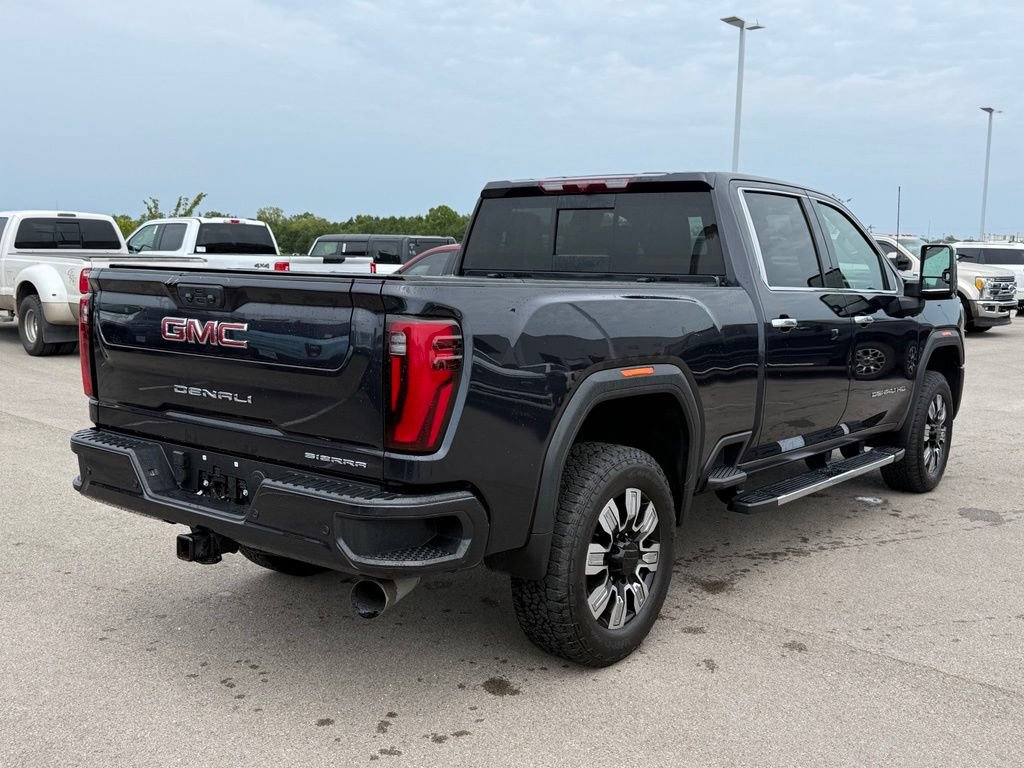 Used 2025 GMC Sierra 2500 Denali AWD/4WD image 18