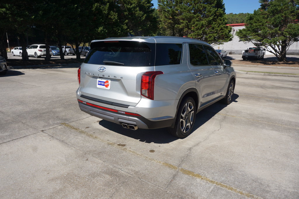 Used 2024 Hyundai Palisade SEL FWD image 26