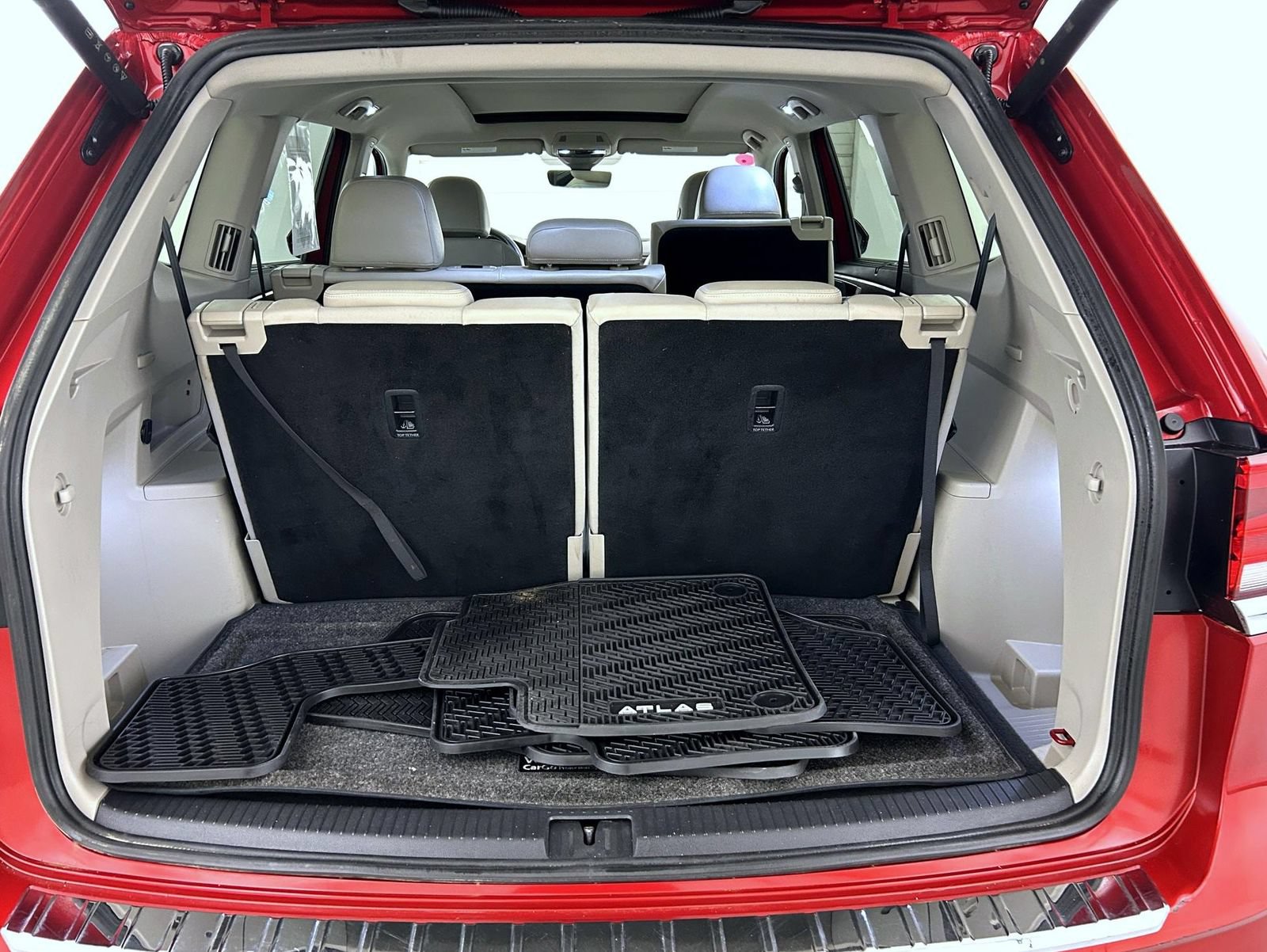 Used 2024 Volkswagen Atlas SEL AWD/4WD image 23