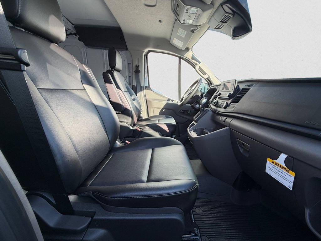 Used 2024 Ford Transit 150 Low Roof RWD image 11