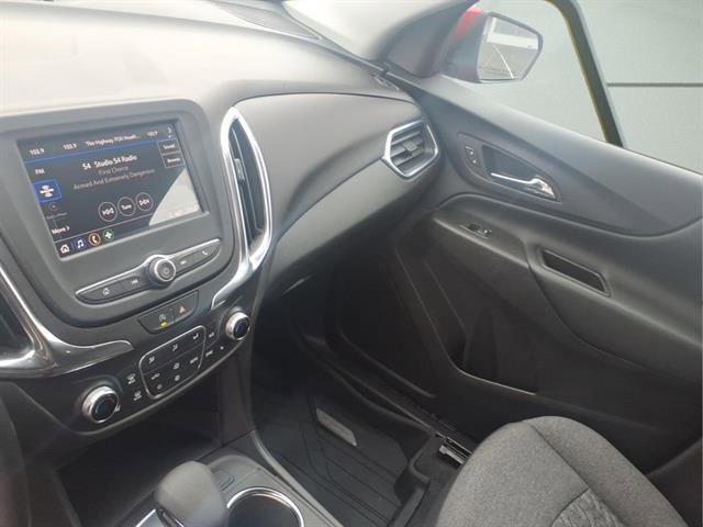 Certified 2024 Chevrolet Equinox LT w/ LPO, Floor Liner Package image 20