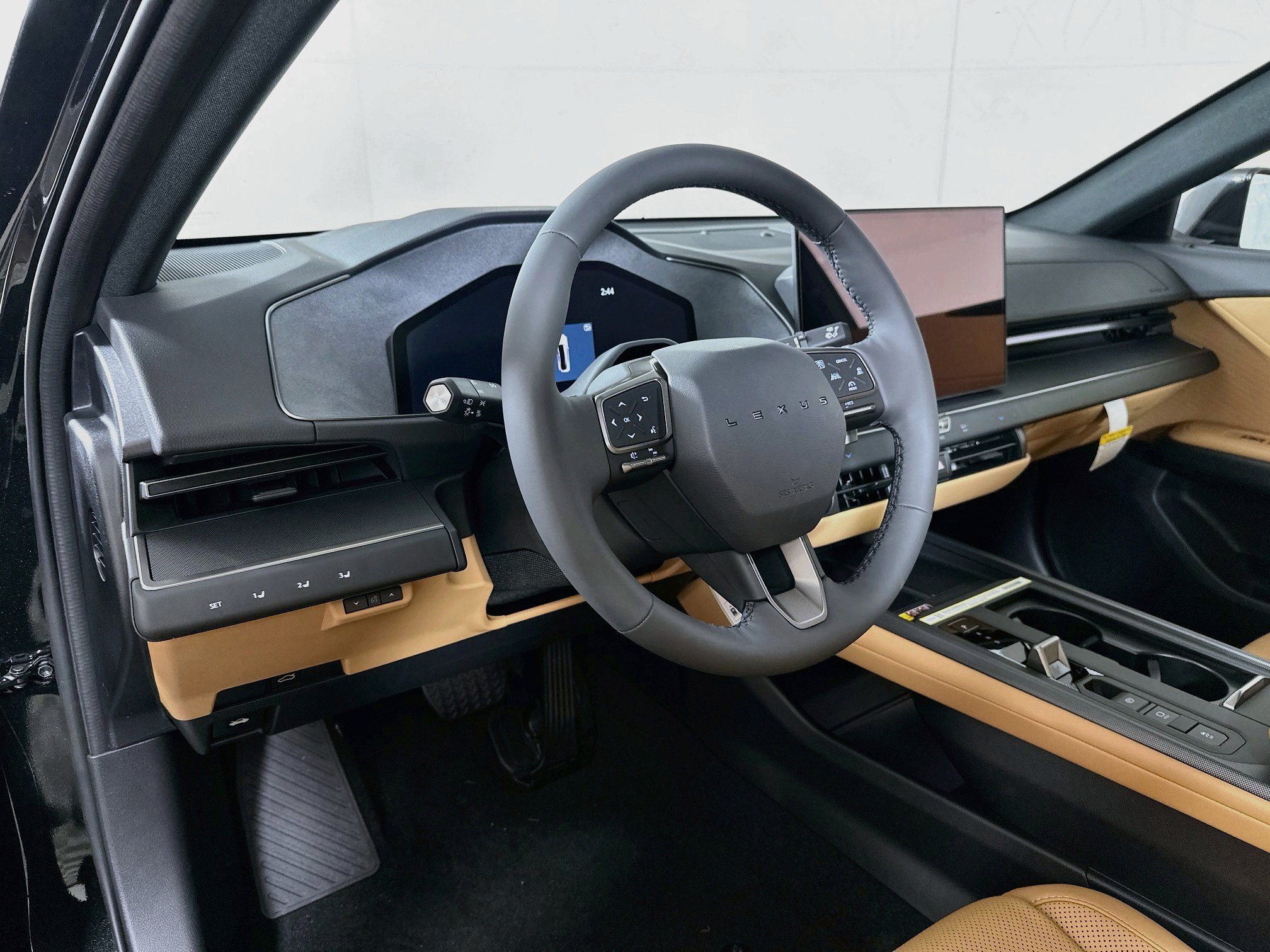 New 2026 Lexus ES 500e w/ Convenience Package AWD/4WD image 9