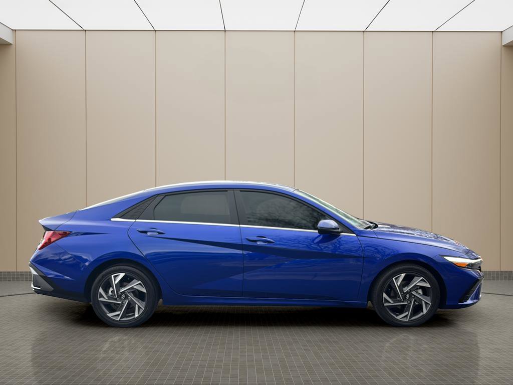 Certified 2025 Hyundai Elantra Limited image 6