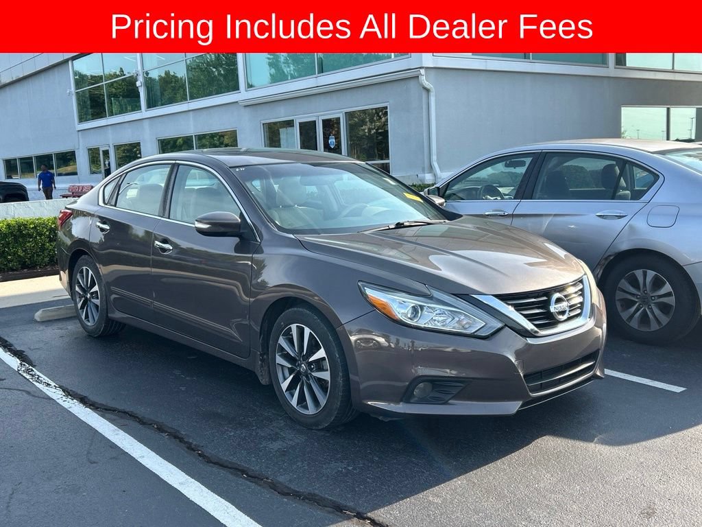Used 2016 Nissan Altima 2.5 SV w/ Convenience Package