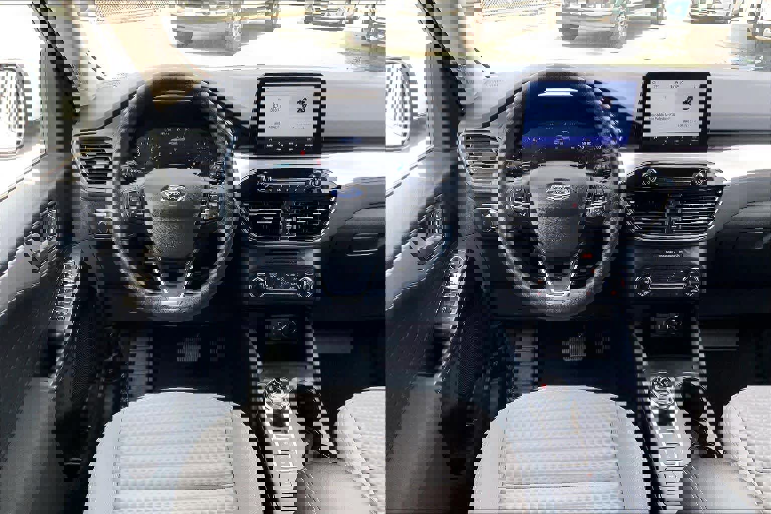 Used 2020 Ford Escape SE image 7