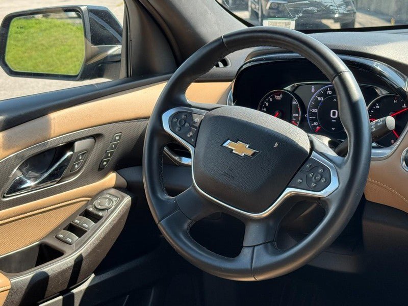 Used 2023 Chevrolet Traverse Premier w/ LPO, Floor Liner Package AWD/4WD image 13