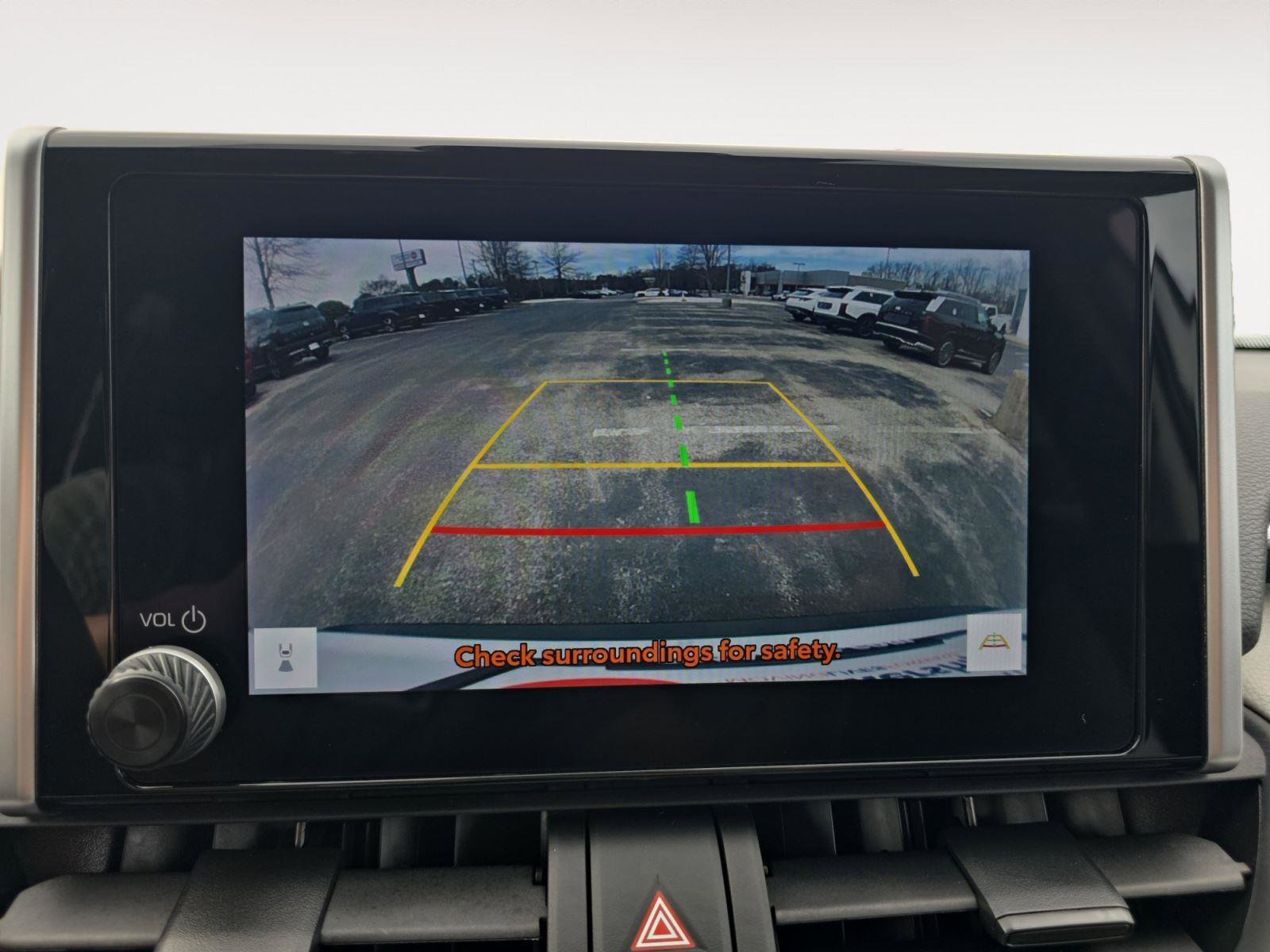 Used 2023 Toyota RAV4 XLE w/ Convenience Package image 16